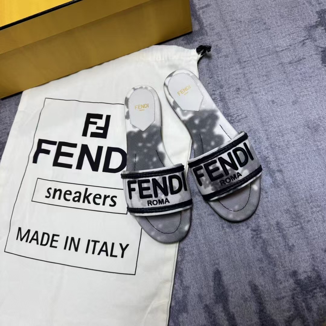 全新/FENDI/芬迪/葡萄籽奢潮/signature eva一字拖拖鞋/36码