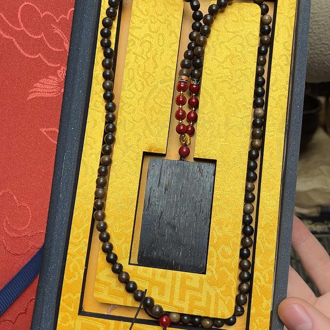 大叶紫檀（黑酸枝木类）