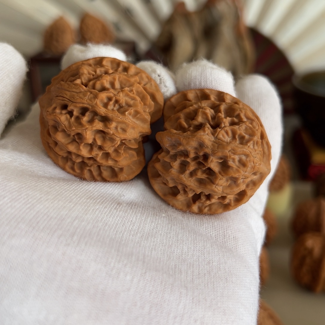 文玩核桃吊坠苹果40