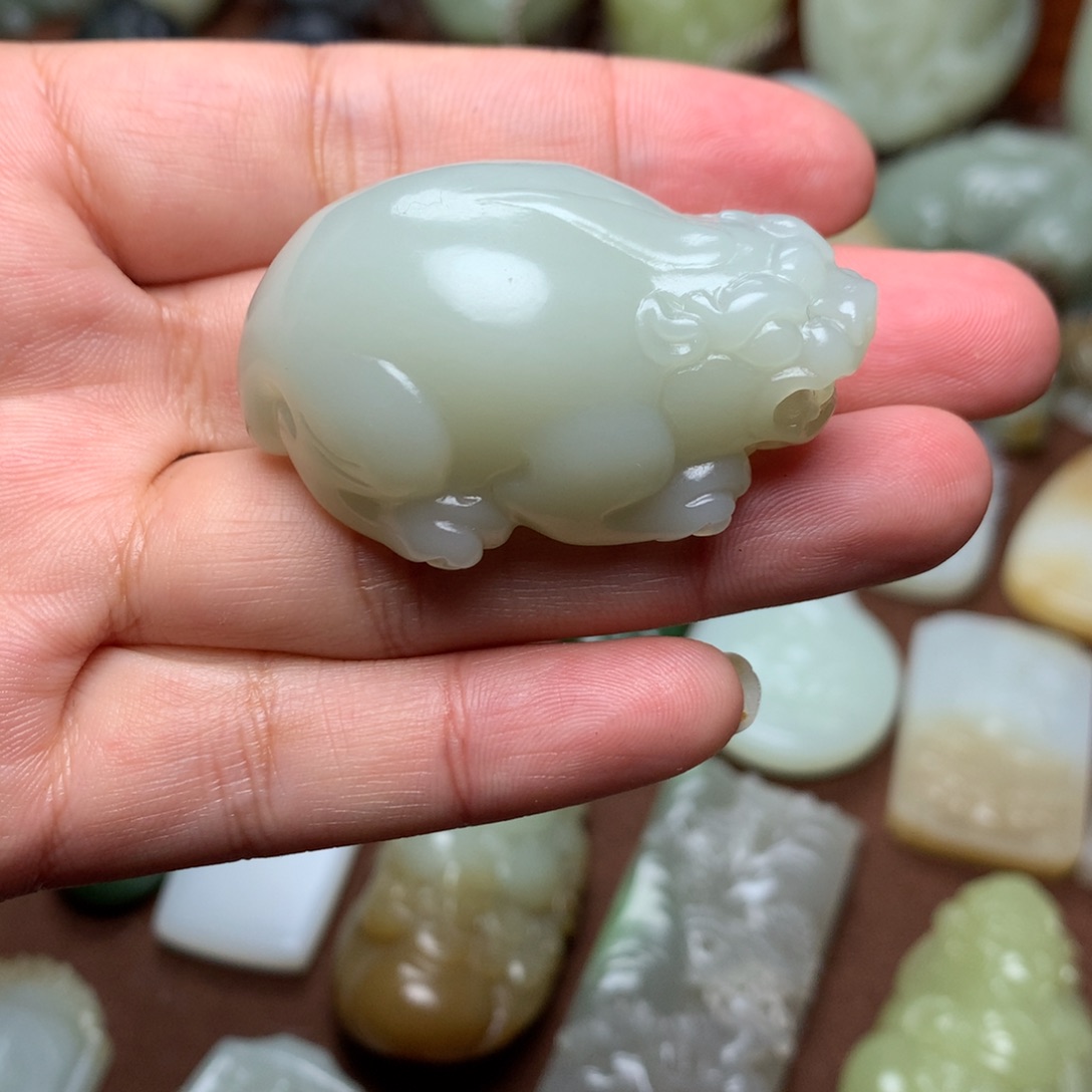 和田玉挂件未镶嵌