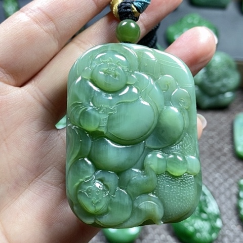 【闪购商品】颈饰未镶嵌和田玉