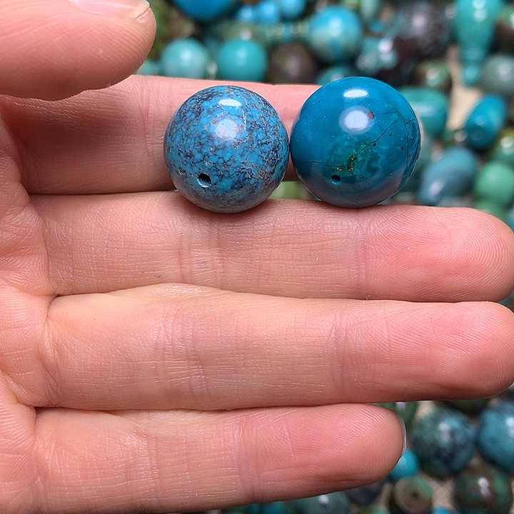 未***”钛钢高瓷蓝圆珠2个