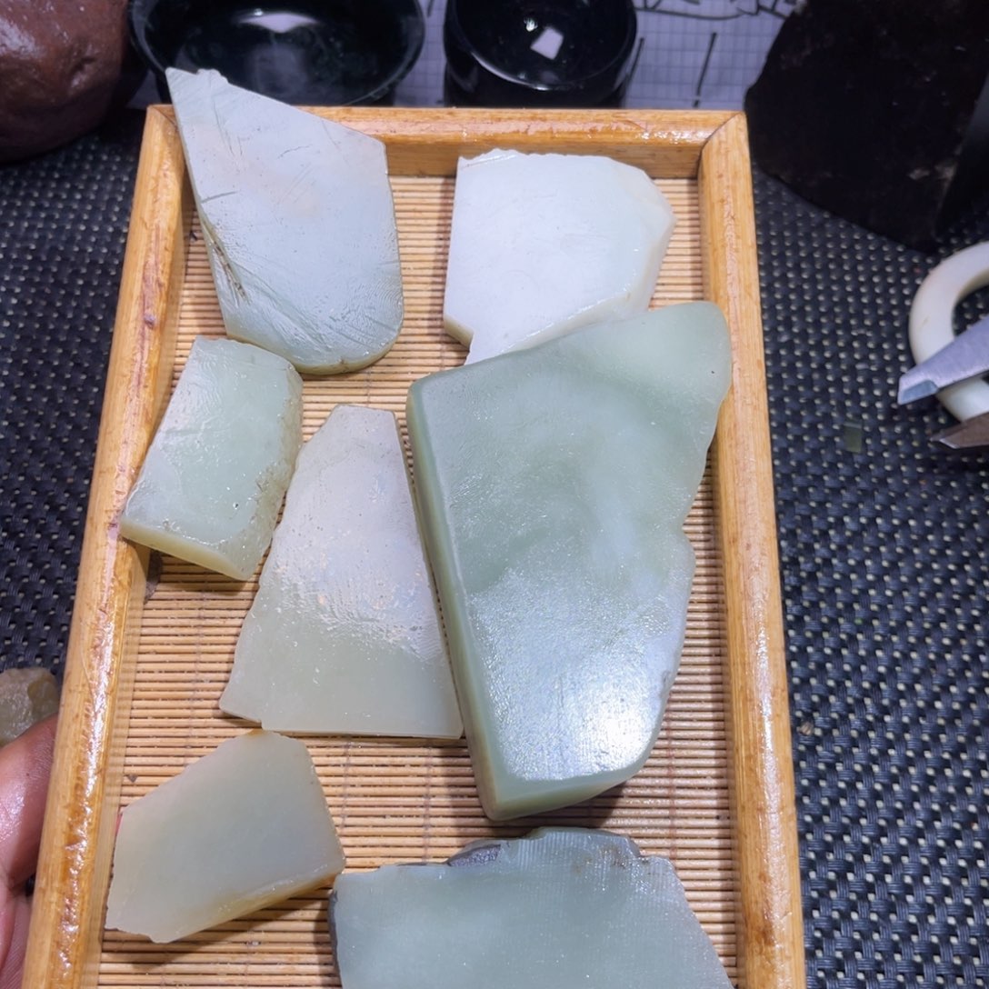 未镶嵌和田玉（糖玉）车挂15号