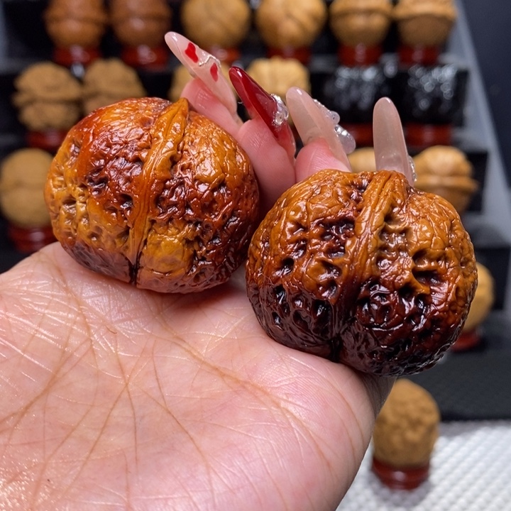 文玩核桃把件七彩元宝33号