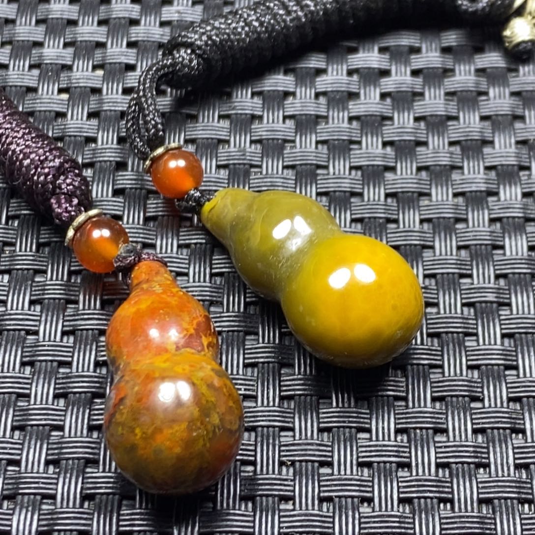 上***定玛瑙/玉髓未镶嵌颈饰