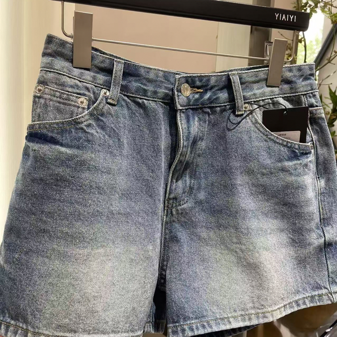复古蓝水洗阔腿牛仔短裤女夏季休闲宽松显瘦百搭