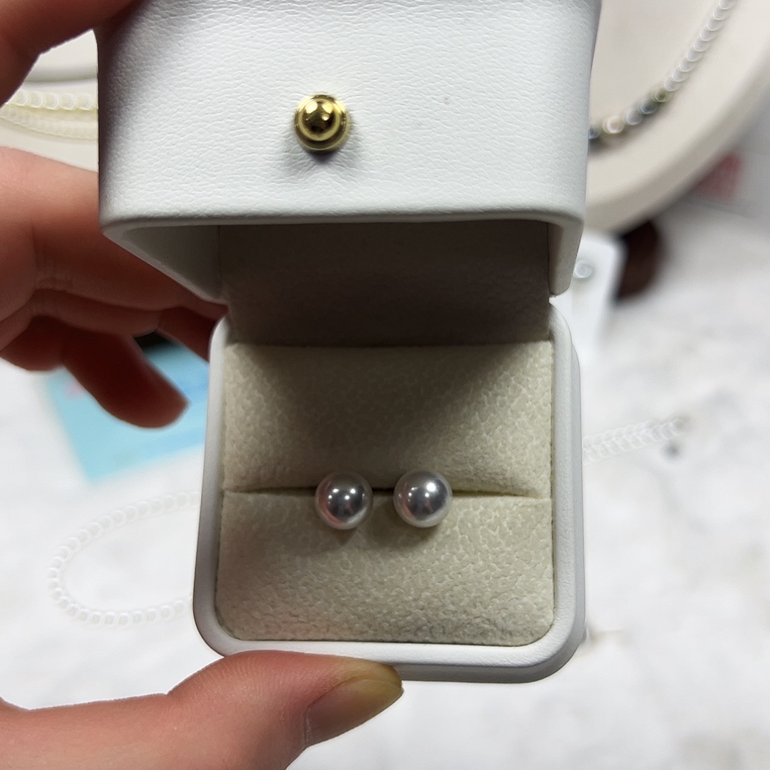 非金属925银白珠耳钉