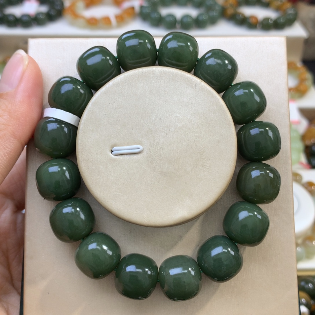 和田玉未镶嵌手链