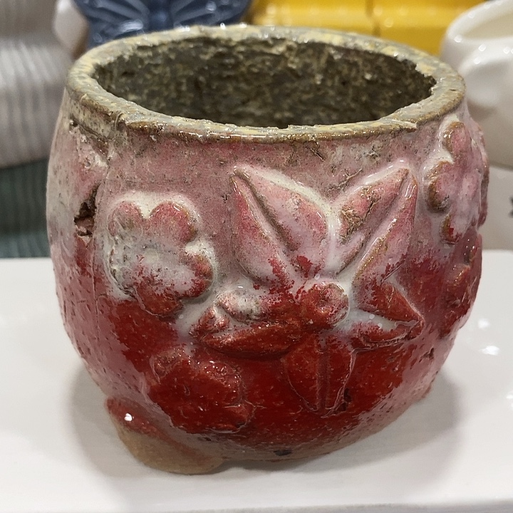 陶瓷花盆有孔 瑕疵介意勿拍 