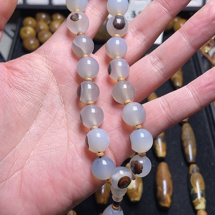 玛瑙/玉髓颈饰未镶嵌@****》