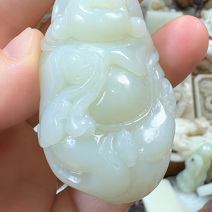 未镶嵌和田玉把件莱*儿