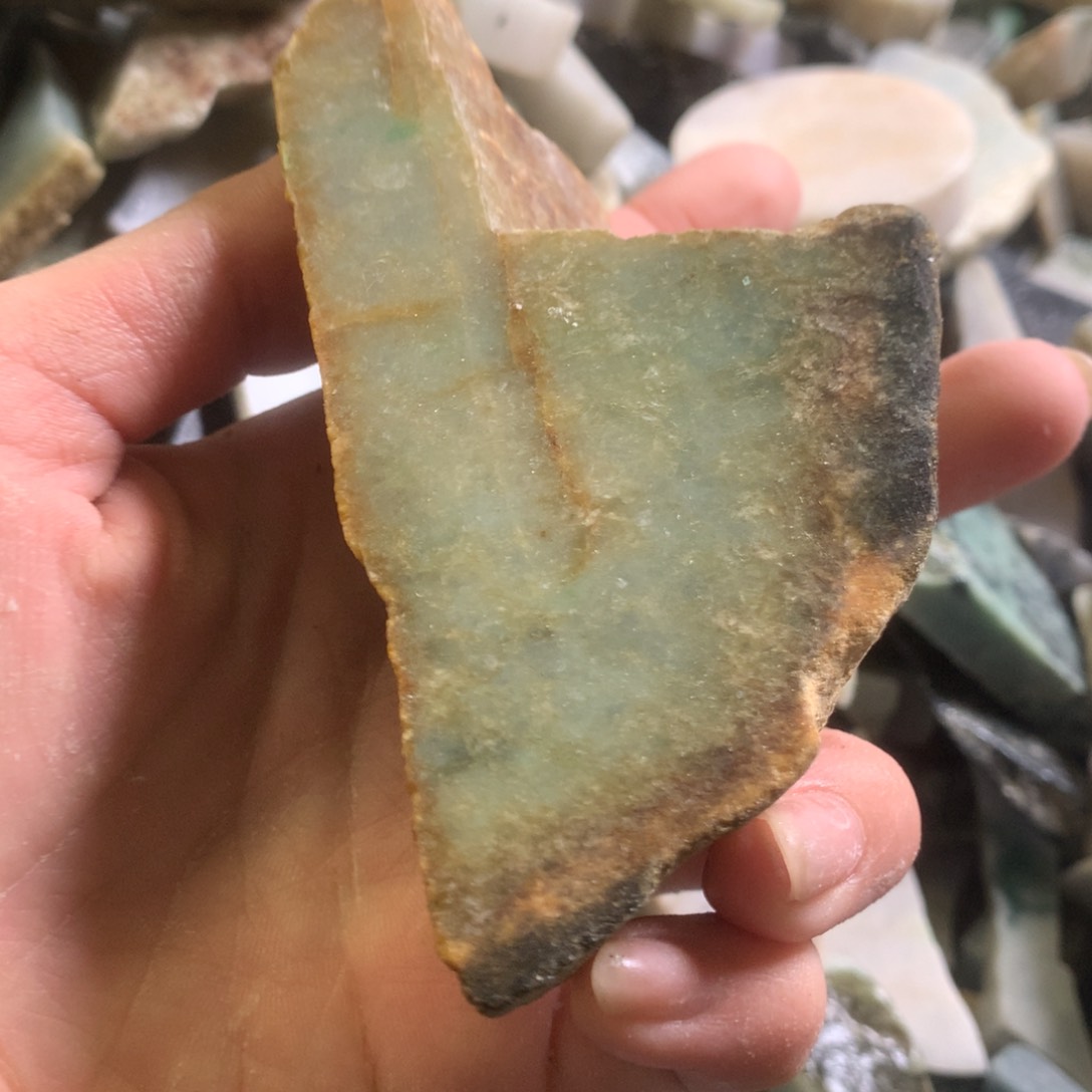 翡翠颈饰未镶嵌缅甸翡翠