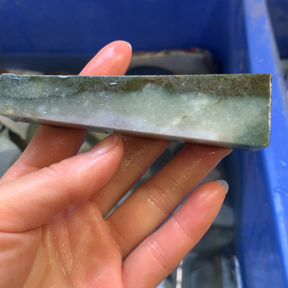 翡翠裸石翡翠边角料