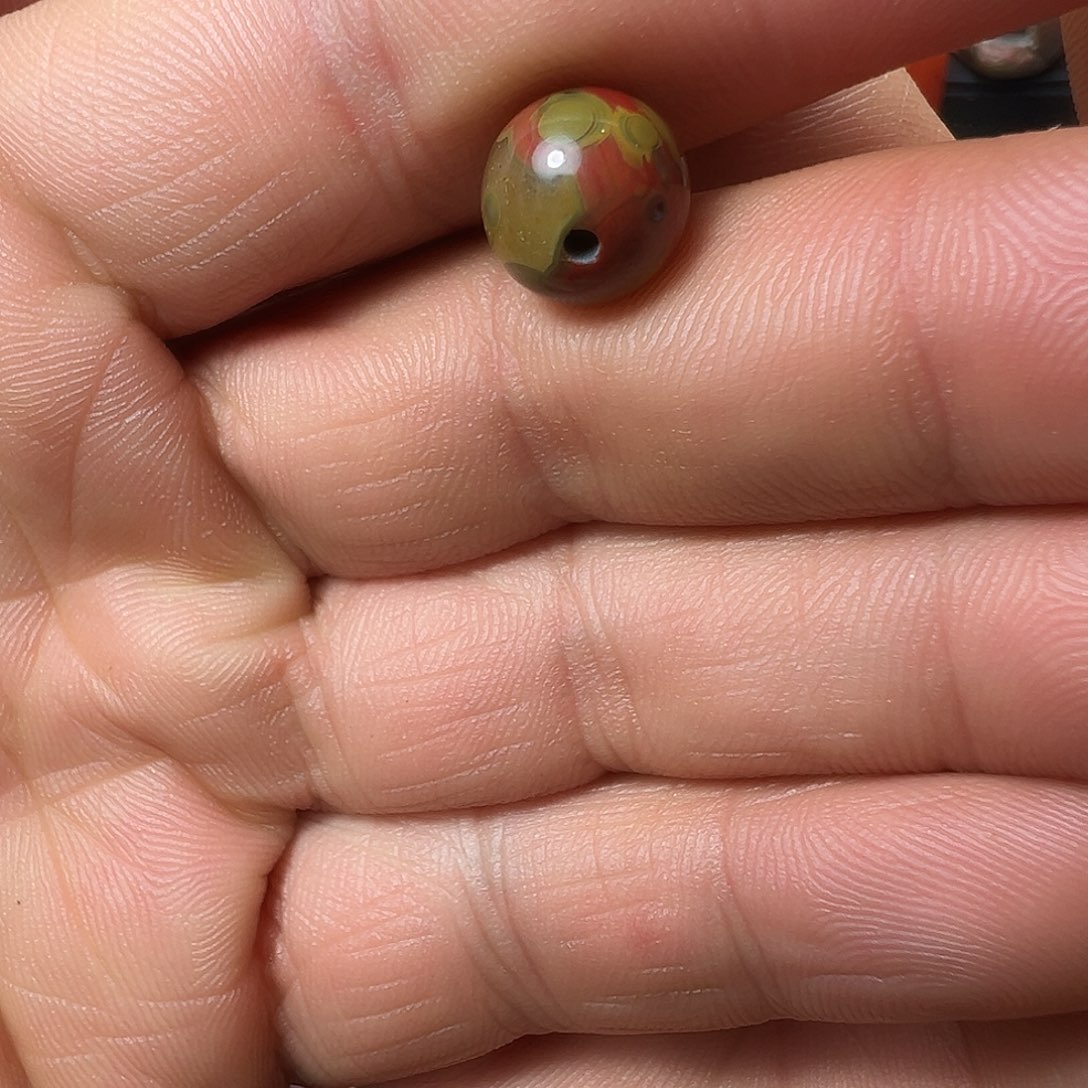 南红玛瑙未镶嵌珠宝半成品