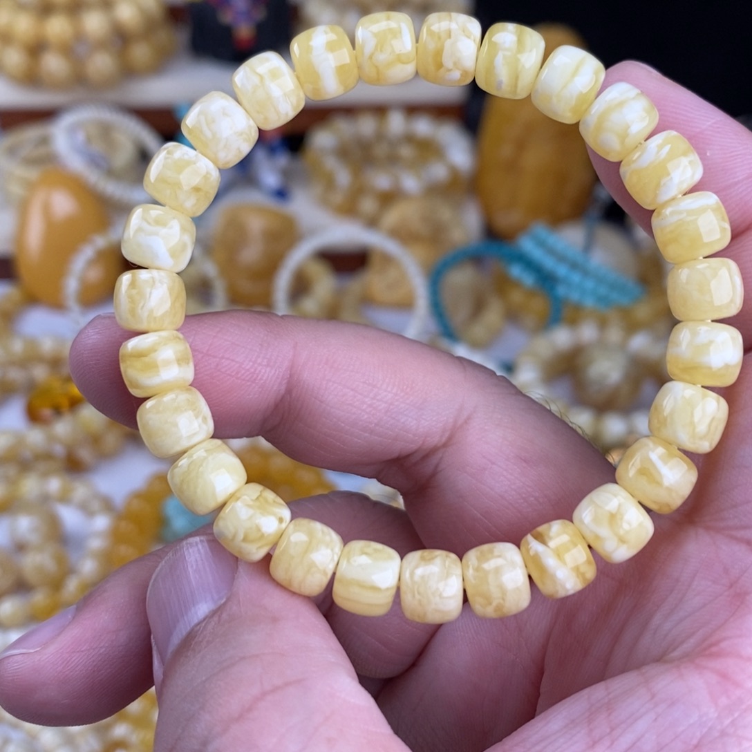 N***1蜜蜡未镶嵌手链瓷白细纹虎皮纹8.3mm