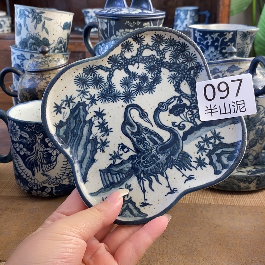 手工手绘青花高温陶瓷