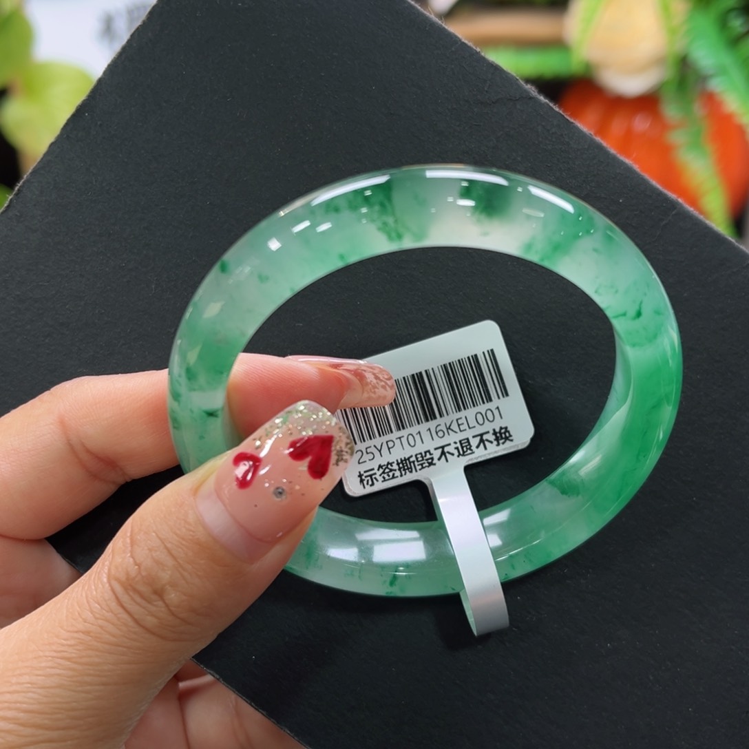 石英质玉手镯未镶嵌➕周周54