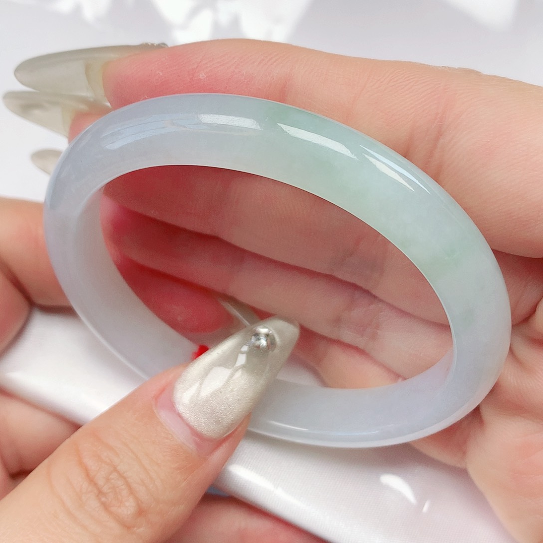 翡翠手镯未镶嵌抖音943