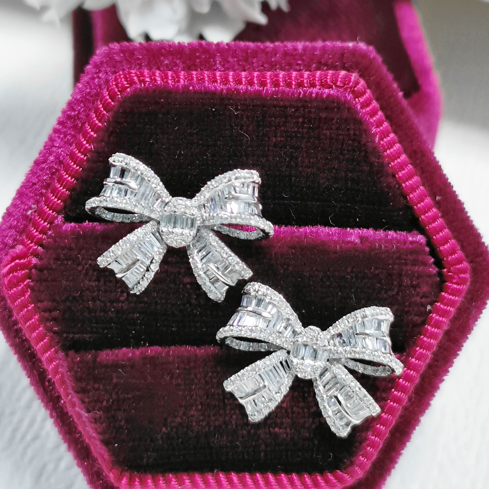 18K金轻奢高级蝴蝶结钻石耳钉百搭ins少女甜美风时尚精致满钻耳环