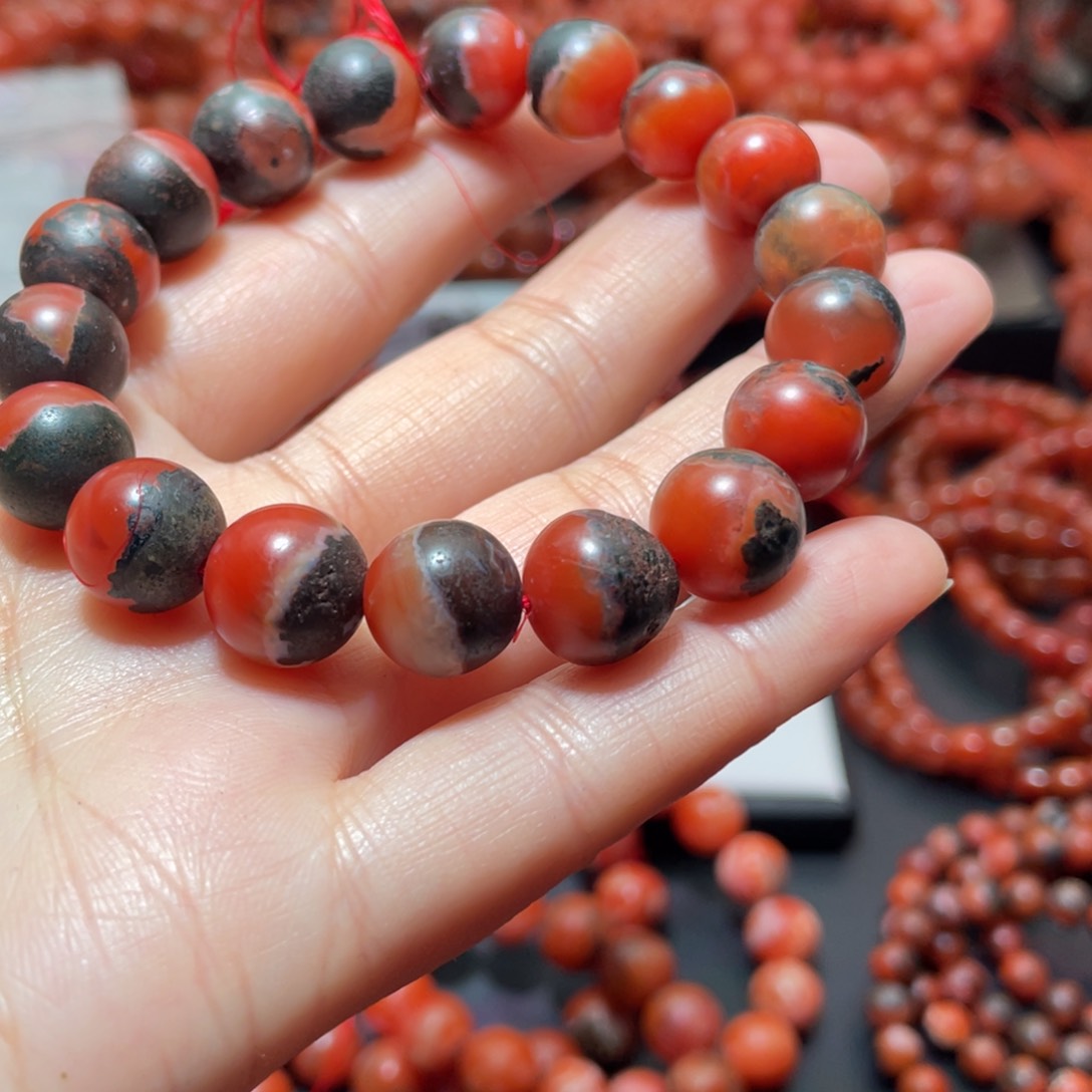 南红玛瑙手链未镶嵌