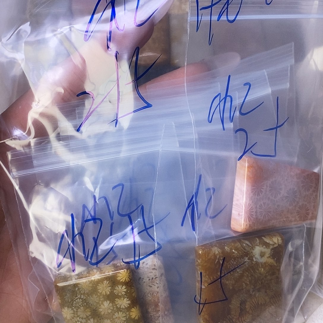 硅化玉颈饰合金忆*点