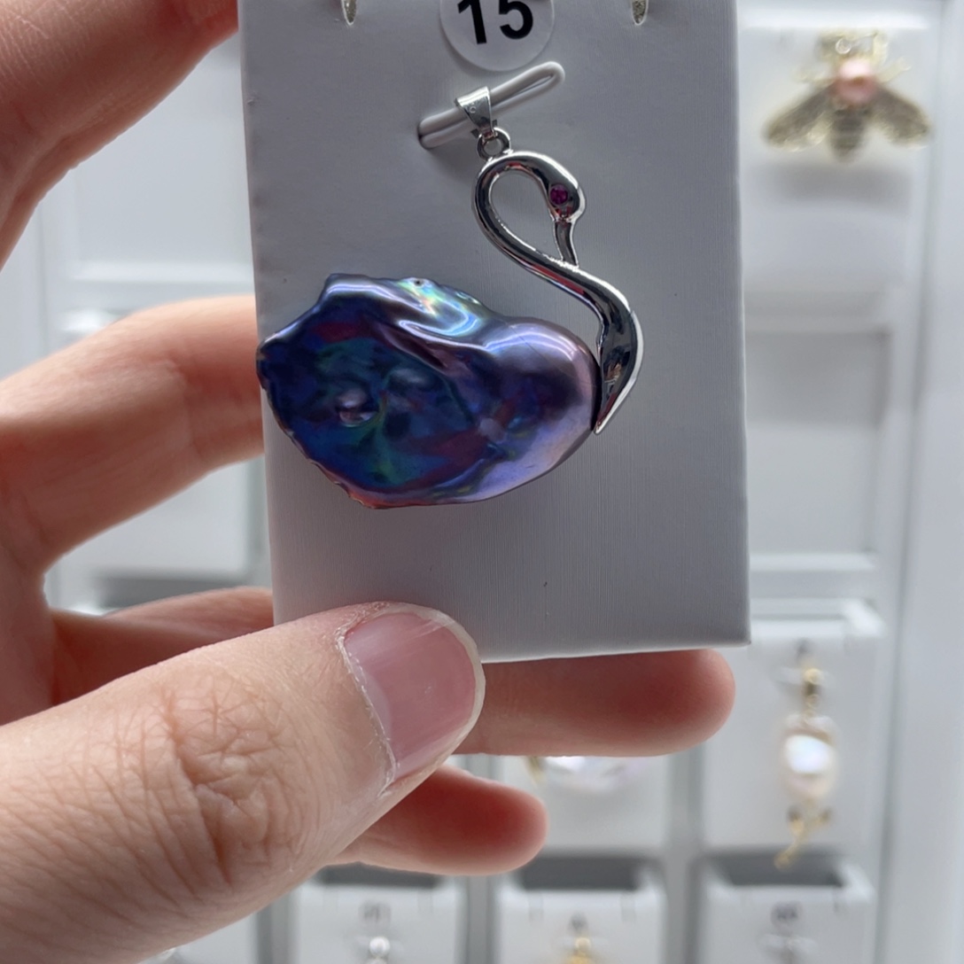 淡水珍珠颈饰合金