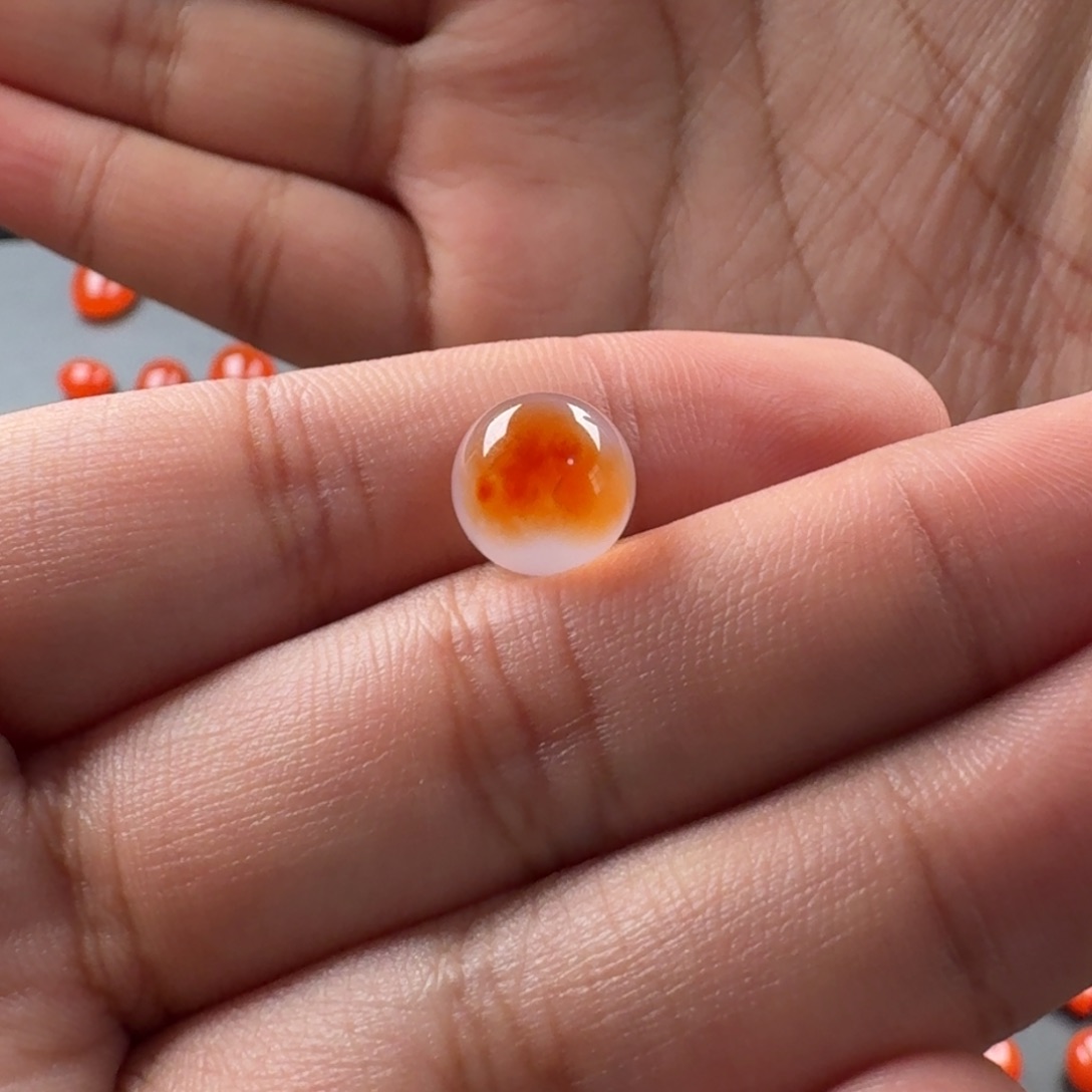 南红玛瑙未镶嵌干掌飘花9.7mm