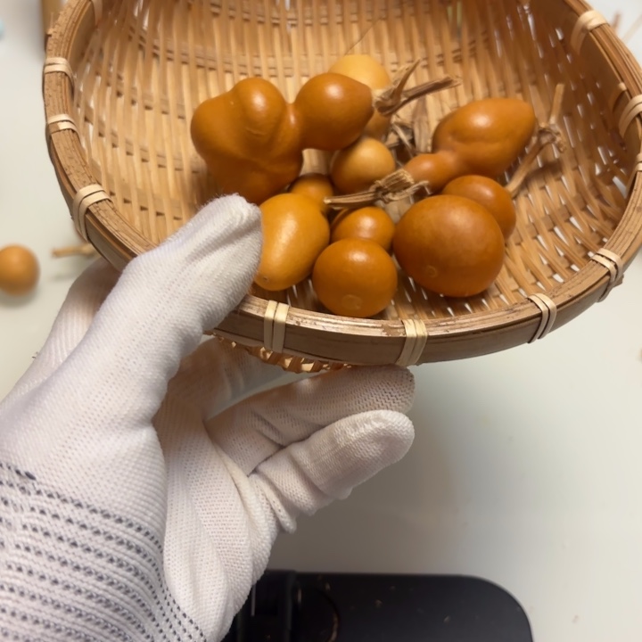 岁***饰天然手捻老皮葫芦