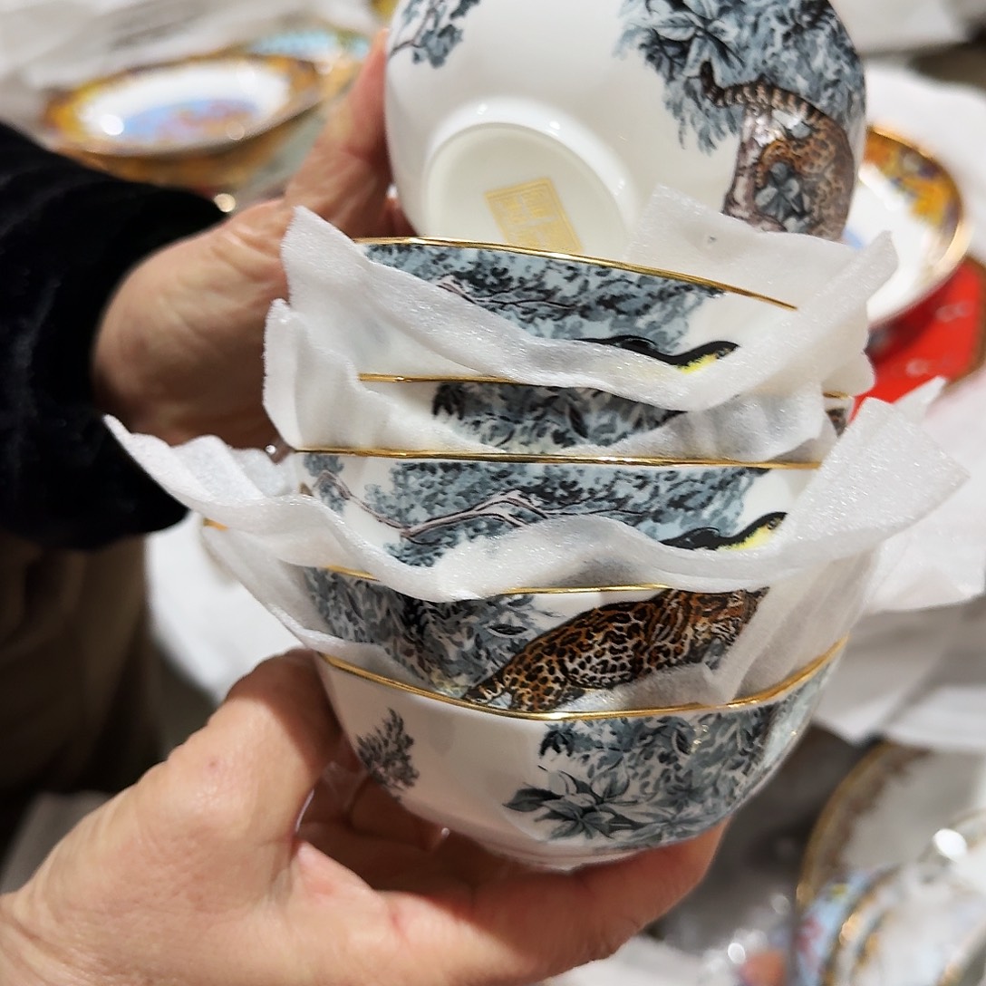 T***艳搪瓷骨瓷餐具高温11111