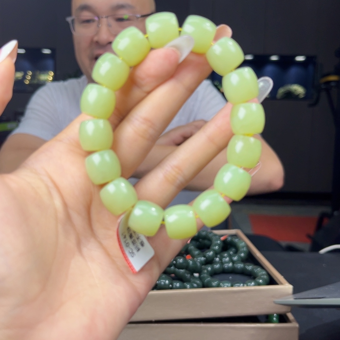 手链未镶嵌和田玉纯天然和田玉新疆若羌黄口k14