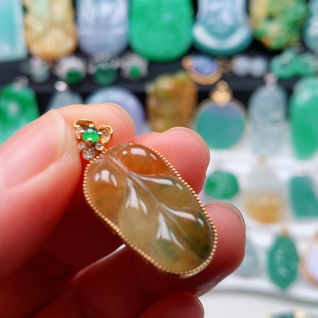 翡翠颈饰未镶嵌福利品