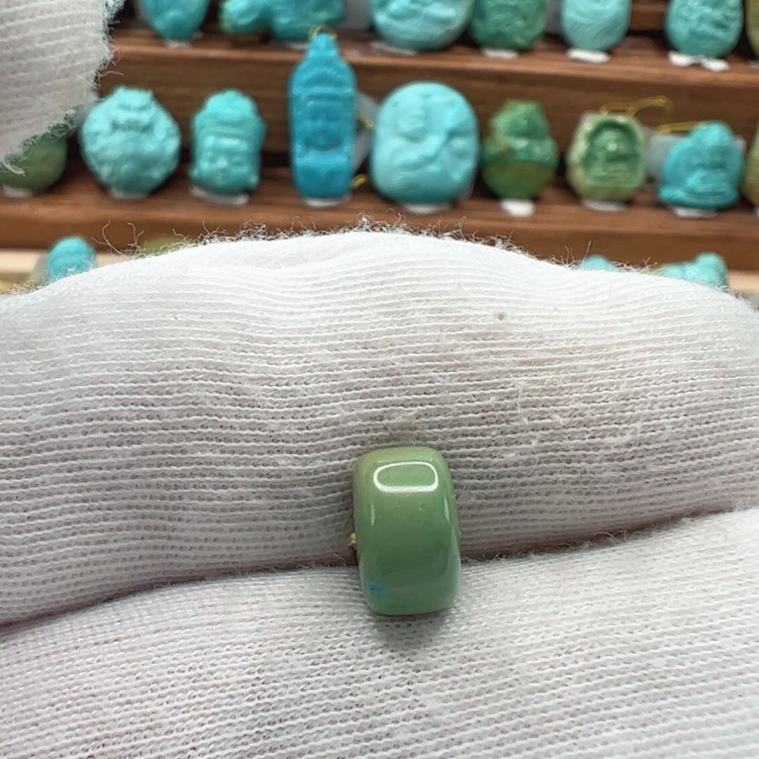 绿松石未镶嵌鼓珠9.8mm