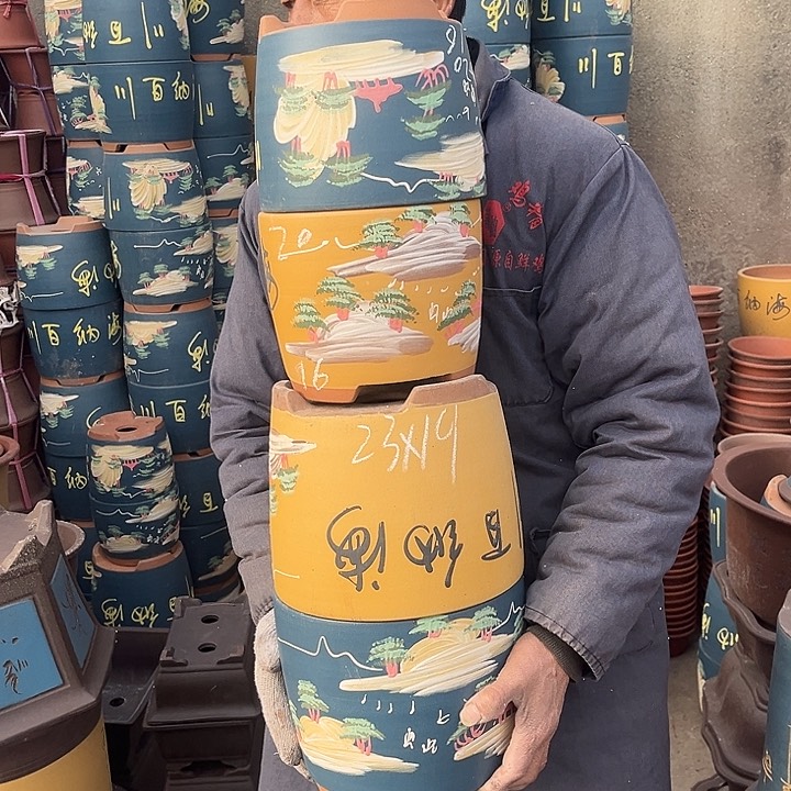 紫砂紫砂花盆和小