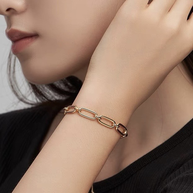 18K黄金女士环环相扣大O字链时尚简约气质百搭女神小众手链轻奢