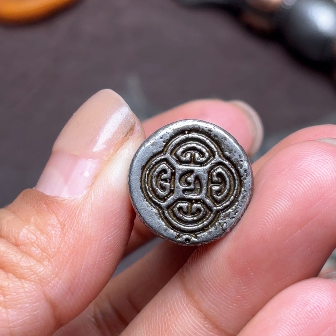 铜星月菩提吊坠项链