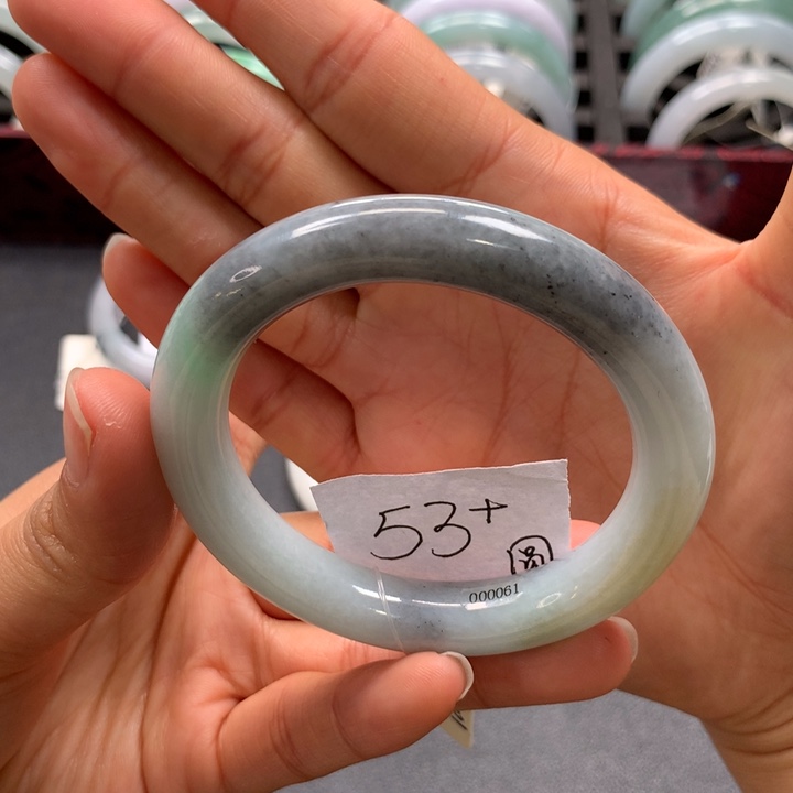 未镶嵌手镯翡翠手镯