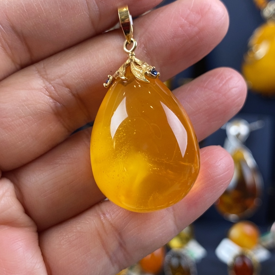 蜜蜡颈饰14K金镶嵌水滴