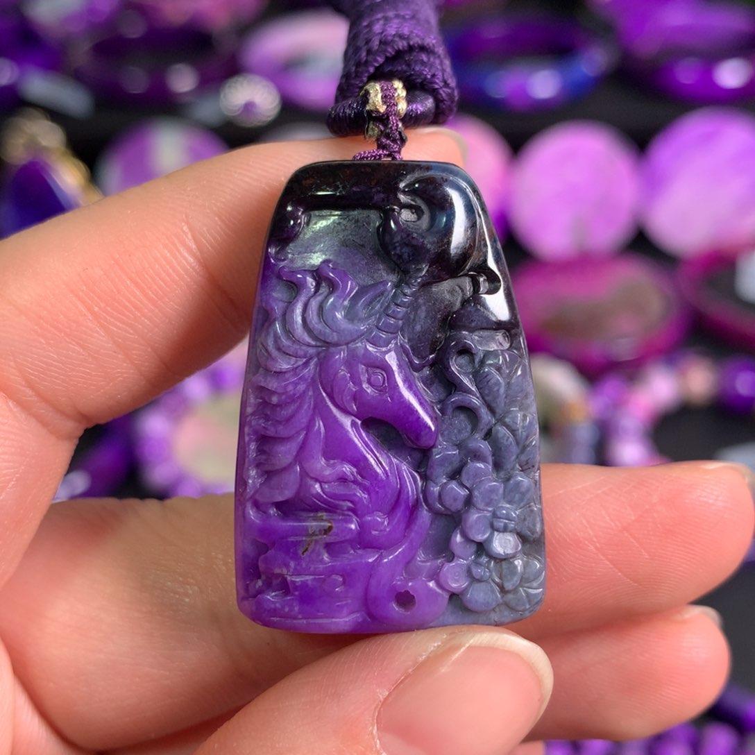 苏纪石（舒俱来）樱花独角兽吊坠未镶嵌