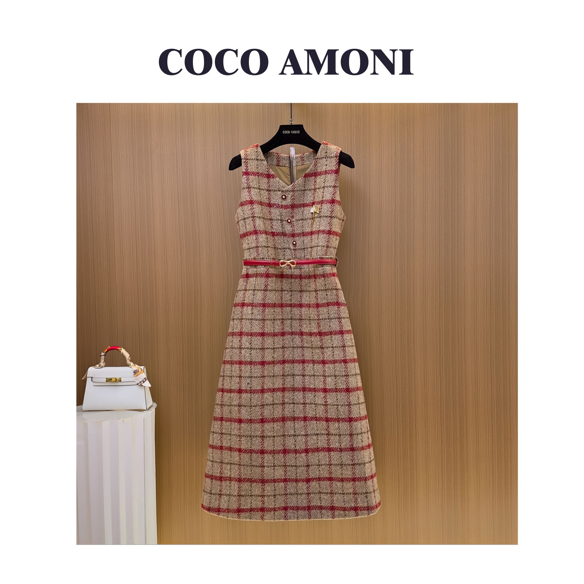 [曼姐]秋冬季轻奢设计师爆款女装拼接收腰显瘦气质连衣裙WXH1141