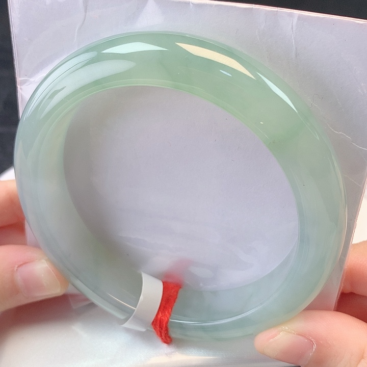 翡翠未镶嵌手镯58圈