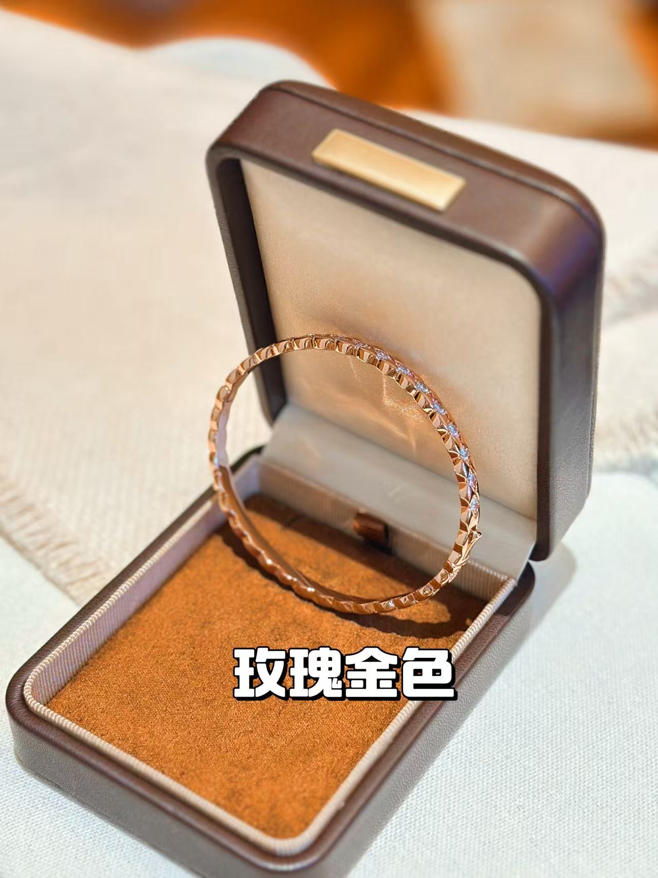 铜合金手镯 佳佳（K676）60毫米*51毫米 手镯