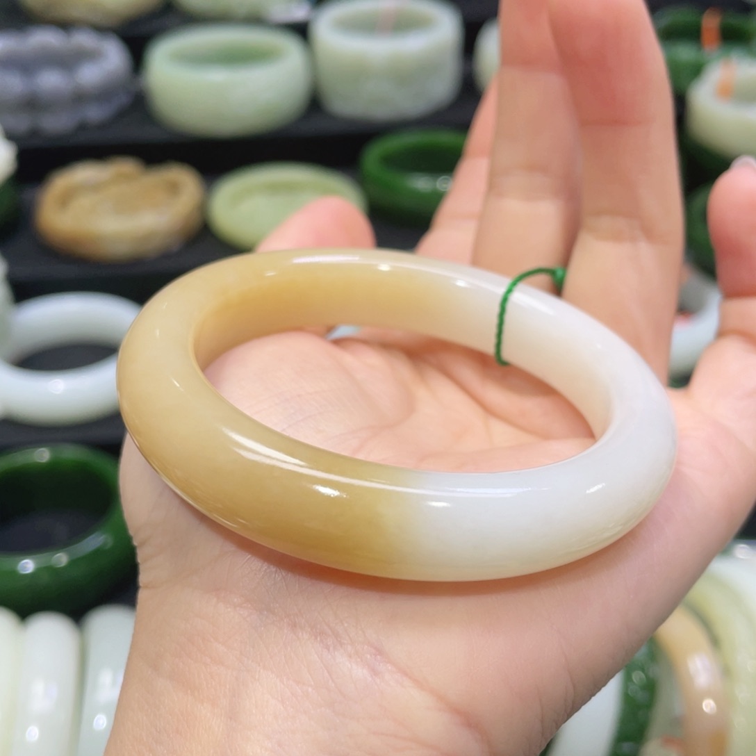 未镶嵌手镯和田玉76