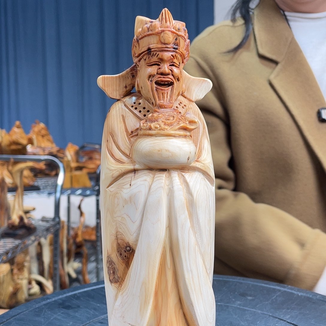 柏木（崖柏）随型艺术根雕