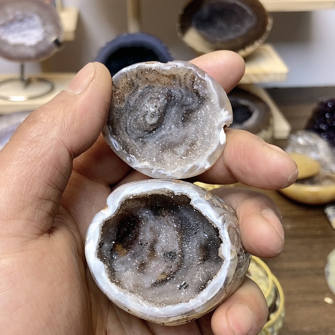 玛瑙/玉髓珠宝奇石未镶嵌徐*?