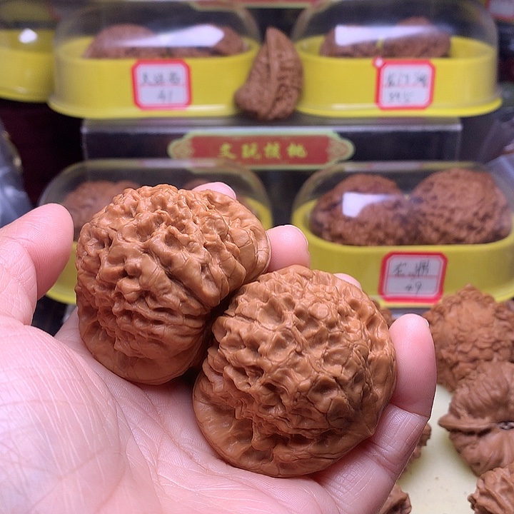 文玩核桃吊坠慢*龙顶