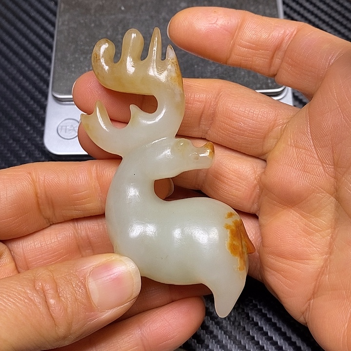 颈饰未镶嵌和田玉张****手