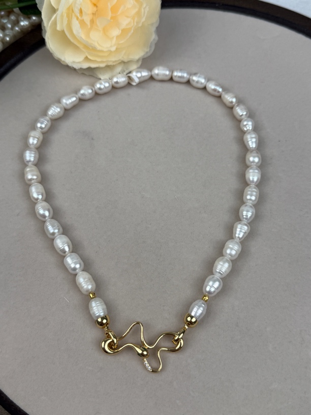 天然淡水珍珠项链巴洛克小蛇扣头珍珠项链百搭款