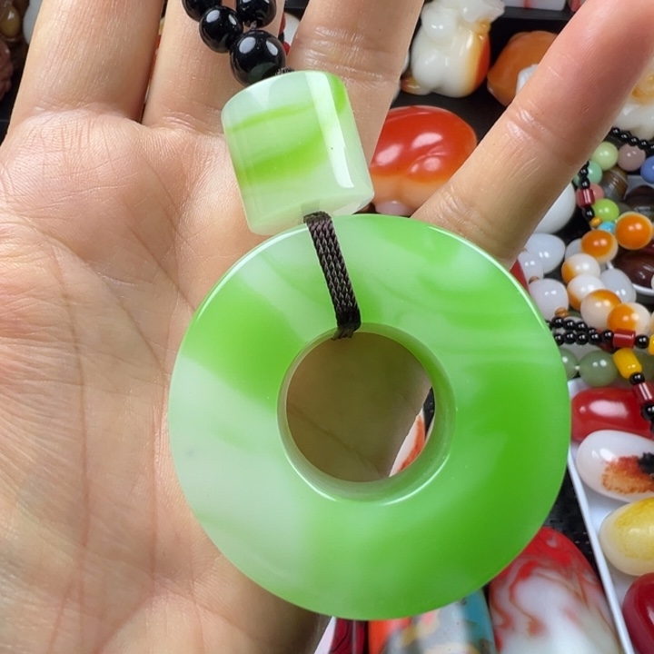 新疆戈壁五彩石金丝