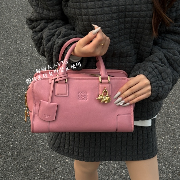 99新 LOEWE/罗意威 樱花粉小号亚马逊手提单肩包