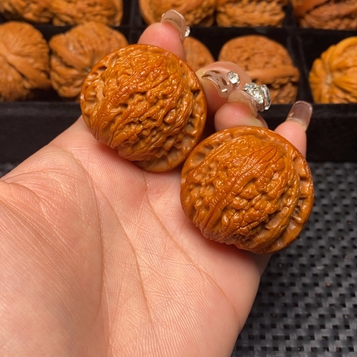 秦岭野生文玩核桃3